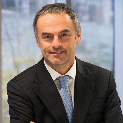 fotografía de [Ignacio] [Zapata], [Gerente Multifamily office]